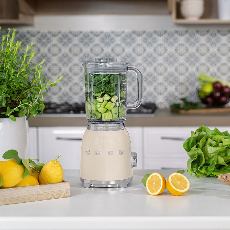 SMEG BLF03CREU Blender (Cream)