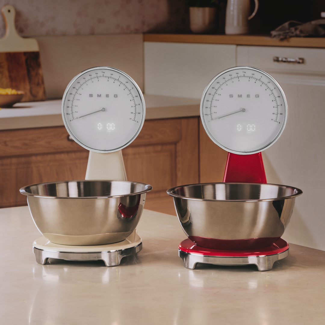 SMEG KSF01RDWW Analog And Digital Kitchen Scale (Red)