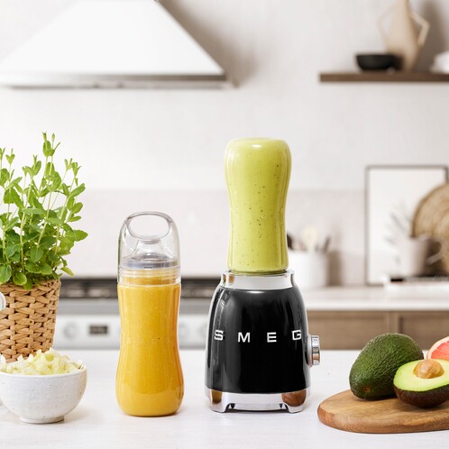 SMEG PBF01RDEU Personal Blender, 50's Style (Red)