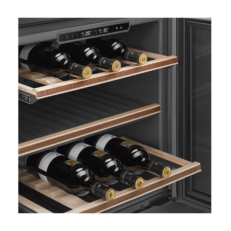 SMEG CVI629NR3 Wine Cellar, 29 Bottles, Dolce Still Novo